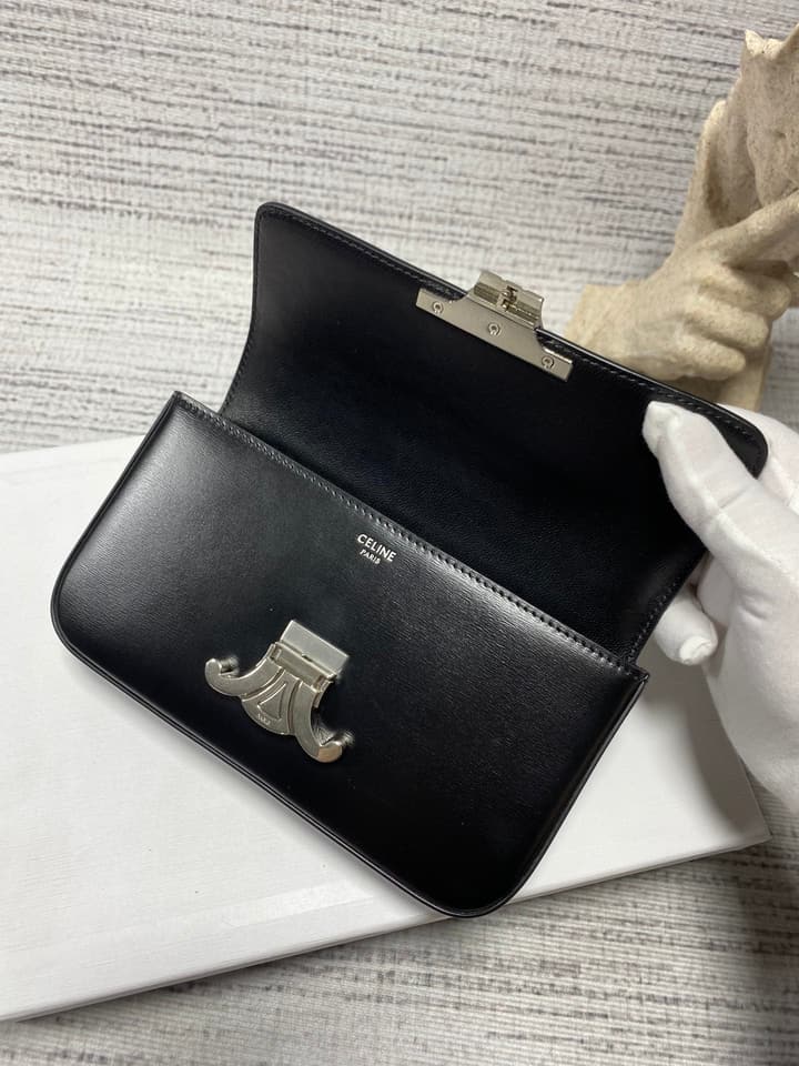Celine Chain Shoulder Bag – 2022 Spring/Summer Collection