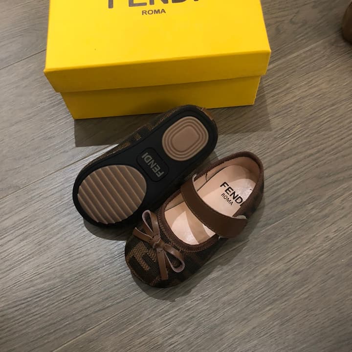 Fendi Kids Footwear – Kids Collection in Dark Brown Mary Jane
