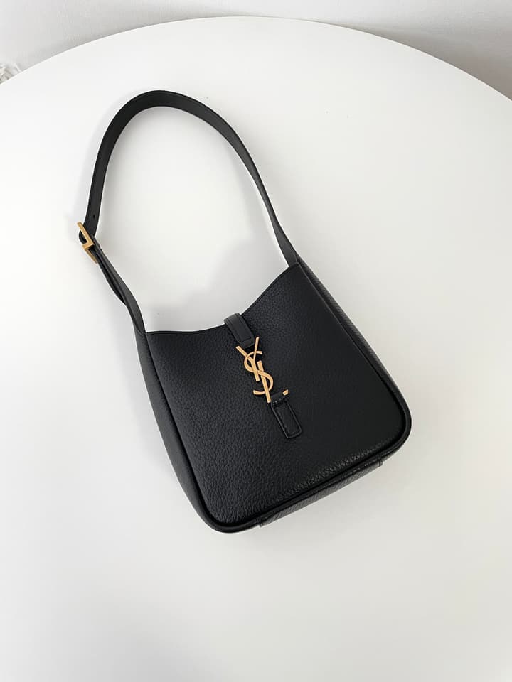 Saint Laurent LE 5 À 7 Soft Hobo Mini – 2024 Collection