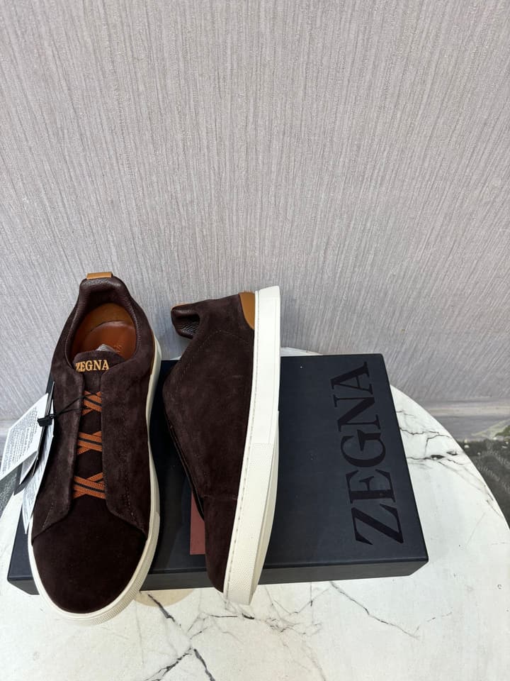 Zegna Top-Tier Calfskin Driving Shoes in Black Suede With Gum Sole