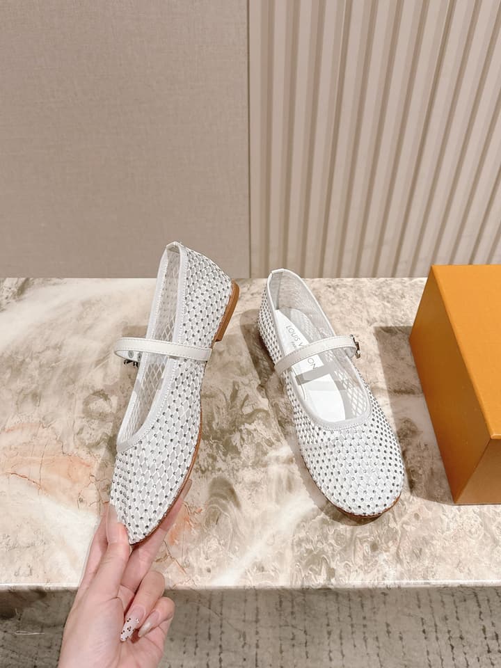 Louis Vuitton Ballet Flats – 2025SS in Black