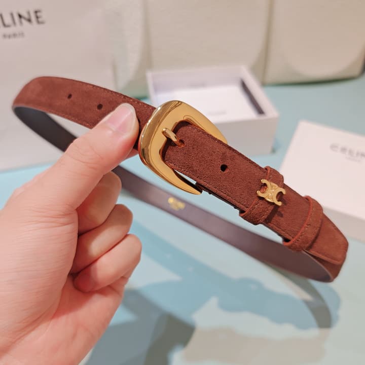 Celine 2.5cm Reversible Cowhide Belt in Classic Black