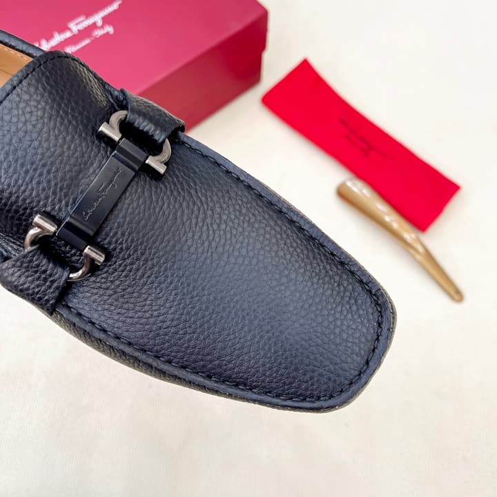 Ferragamo Men's Driving Loafers in Dark Navy Classic Loafer
