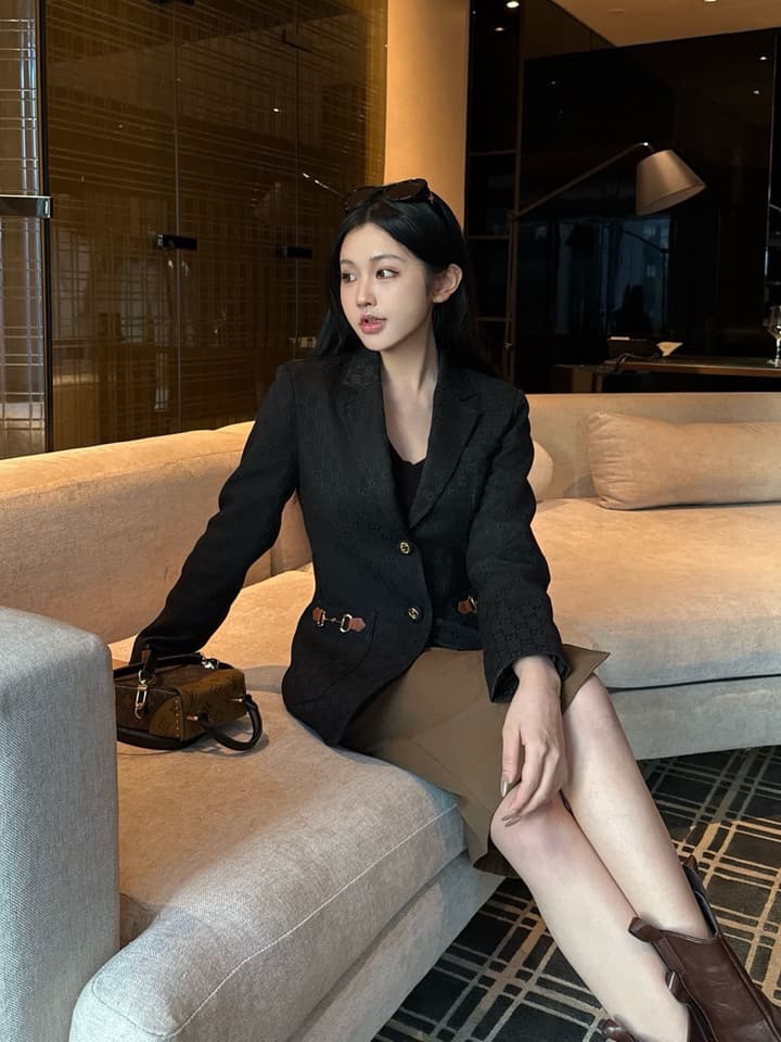 Gucci Lapel Jacquard Blazer in Black Jacquard