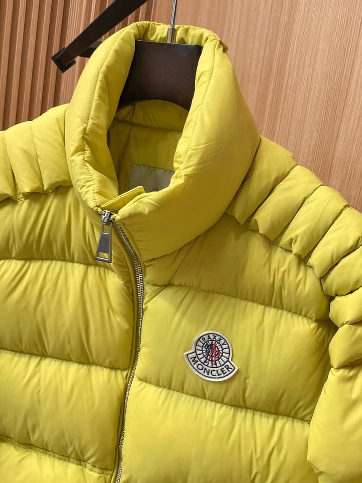Moncler Stand Collar Embossed Down Jacket – Limited Edition in Black