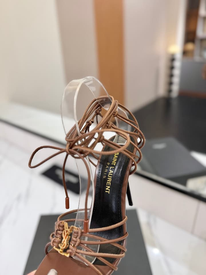 Saint Laurent Letter Buckle Pumps in Bright Gold