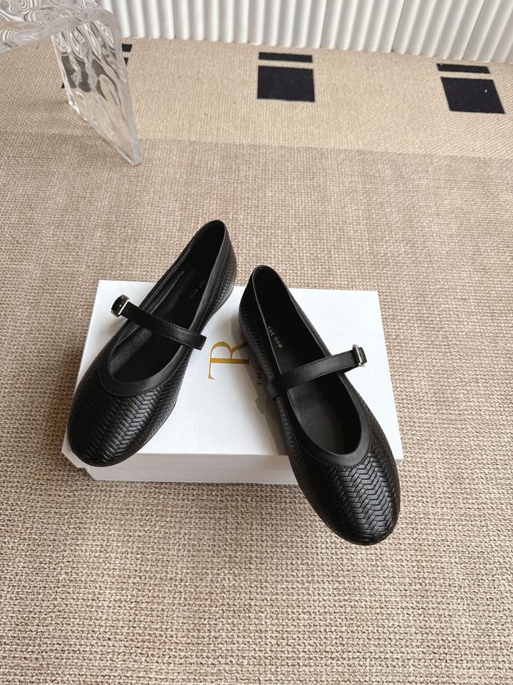 The Row Canal Minimalist Round-Toe Ballet Flats – 2025 Autumn/Winter Collection in Matte Black