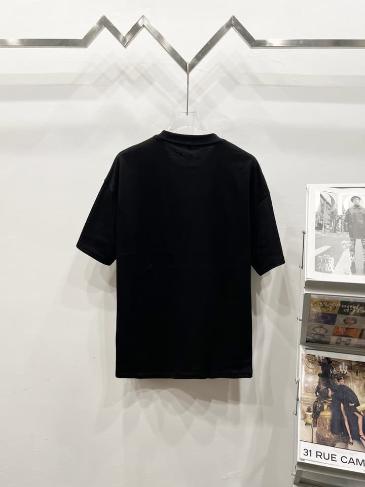 Loewe Minimalist Pocket Embroidery T-Shirt in Classic Black