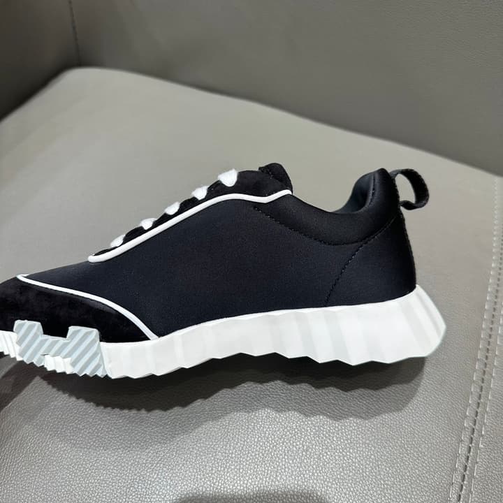 Hermès Bouncing Sneakers in Bright White With Orange H