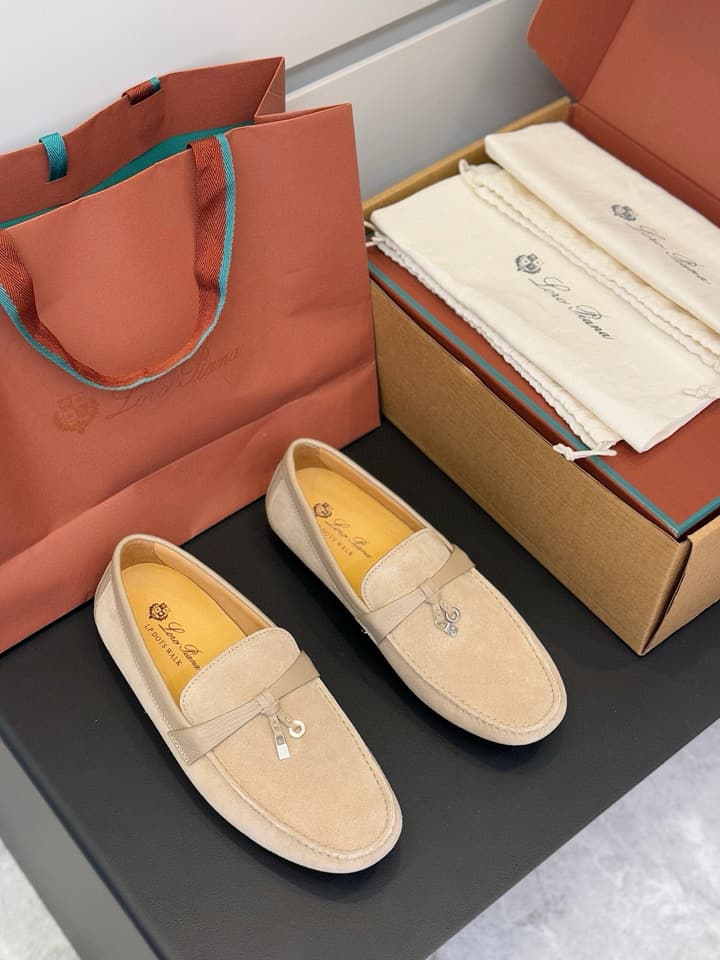 Loro Piana LP Italian Handmade Driving Shoes in Beige Suede Moccasin