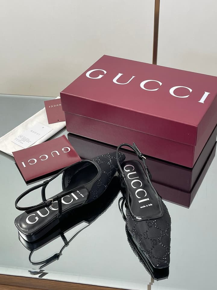 Gucci Cosmogonie GG Crystal Slingback Sandals – 2025 Early Autumn Collection in Black Crystal Gg