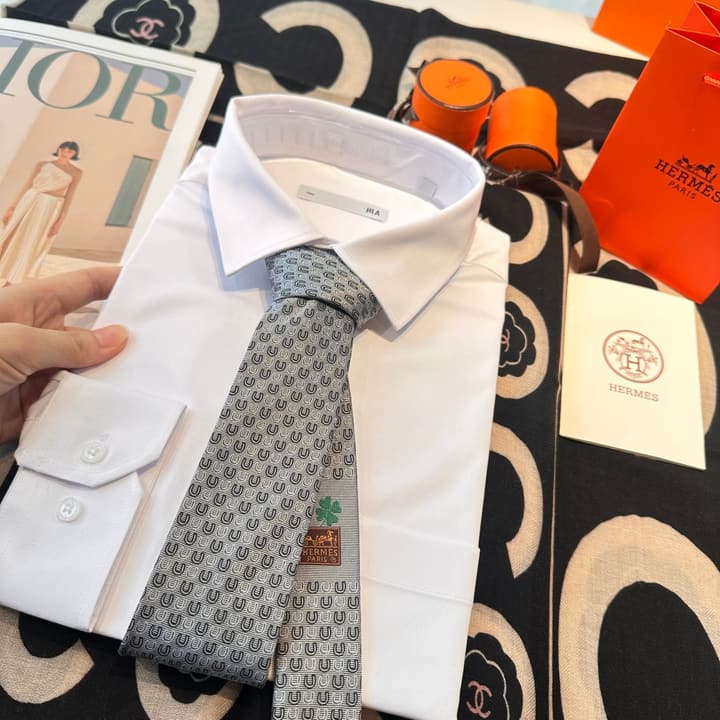 Hermès Men's 'Good Luck' New Collection Tie in Brown