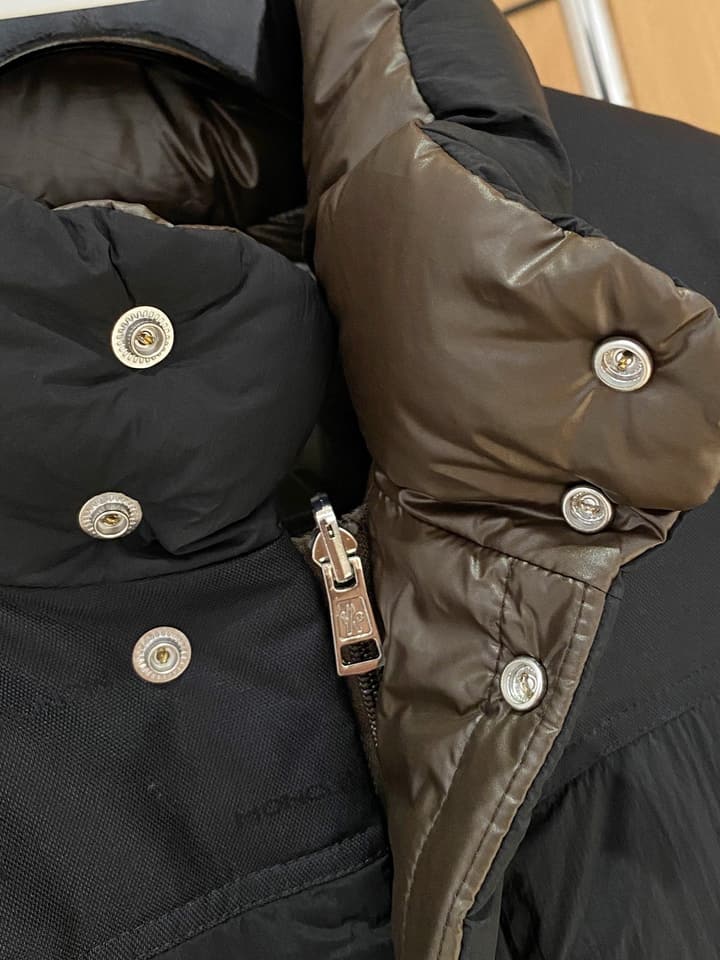 Moncler Designer Puffer Jacket – 2025 Collection in Black Puffer Jacket