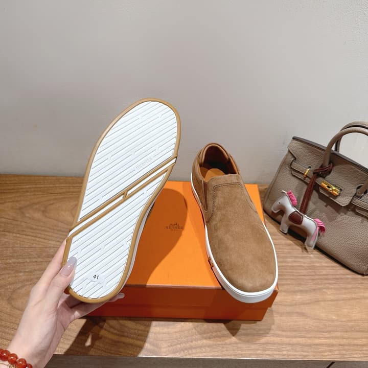 Hermès Classic Lightweight Couple's Slides – SS25 in Black Leather