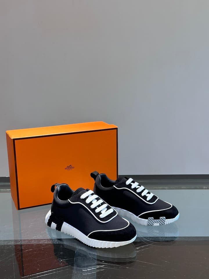 Hermès Bouncing Unisex Sneakers in Black