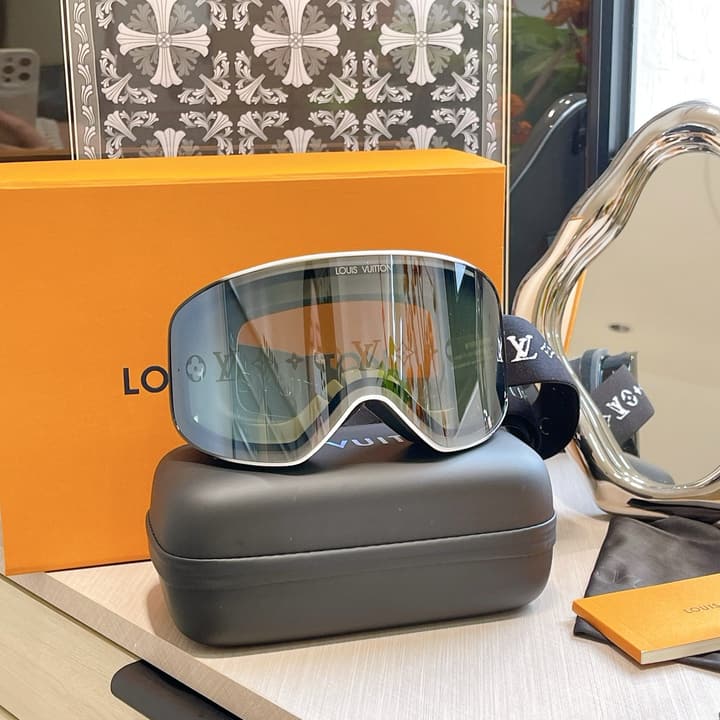 Louis Vuitton Ski Goggles in Black