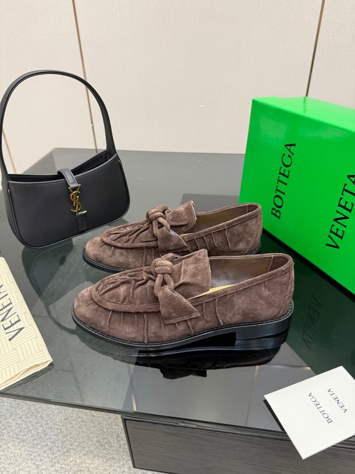 Bottega Veneta Astaire Suede Loafers in Black Leather