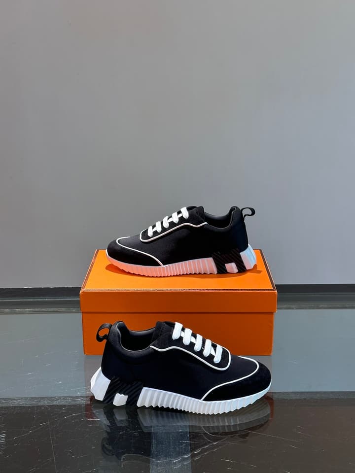 Hermès Bouncing Unisex Sneakers in Black
