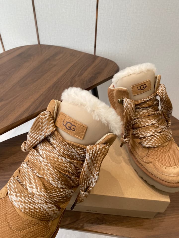 UGG Knitted Shearling Snow Boots in Black Suede