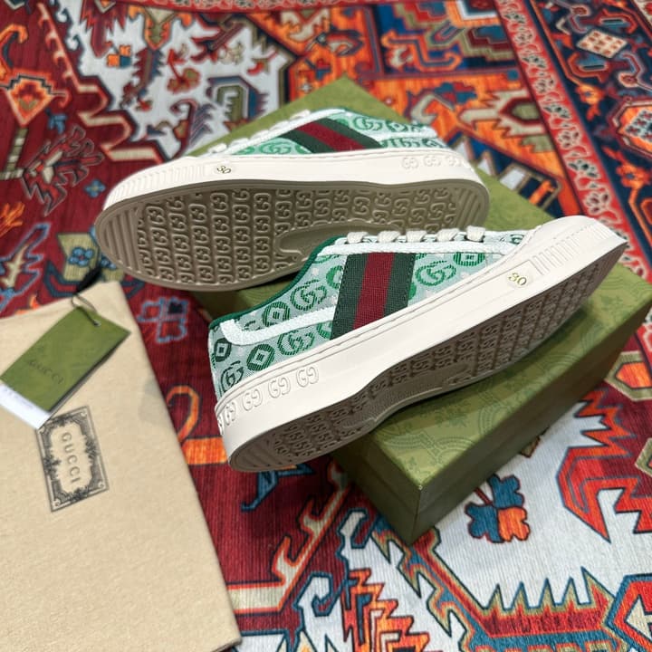 Gucci Kids Footwear – Kids Collection in Beige Plaid Slip-on