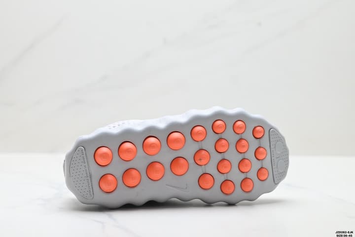 Nike Mind 002 Technology Training Shoes in Black