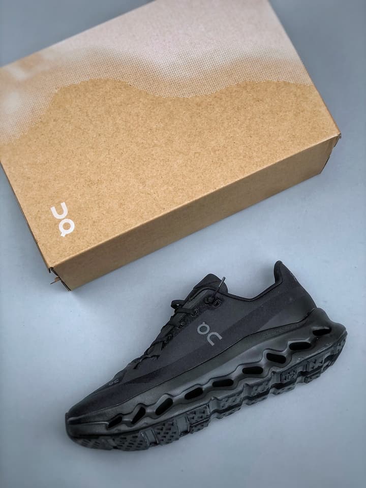 On Cloudtilt Running Shoes