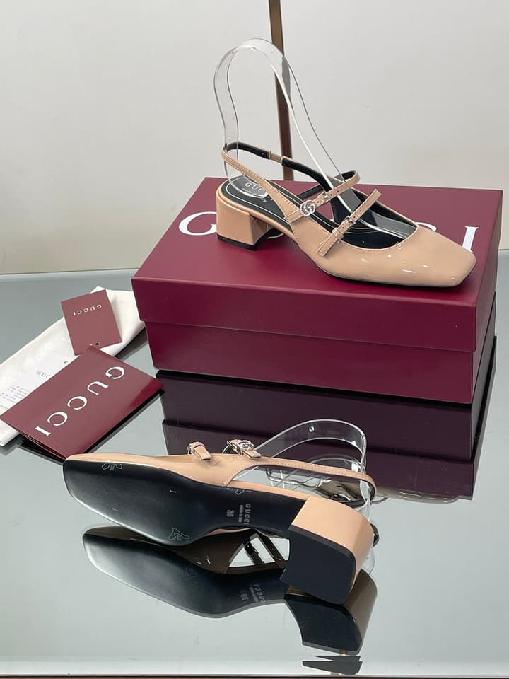 Gucci Crystal Double G Slingback Pumps – 2025 Fall Collection in Burgundy Red