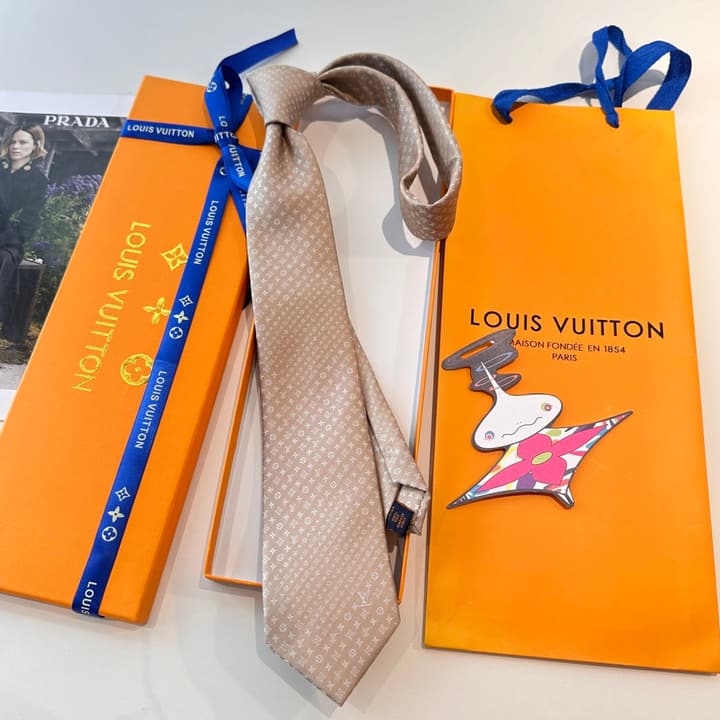 Louis Vuitton Damier Silk Tie in Charcoal Grey