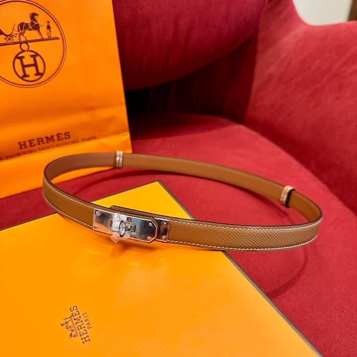 Hermès Kelly Epsom Leather Belt in Tan With Gold Hardware