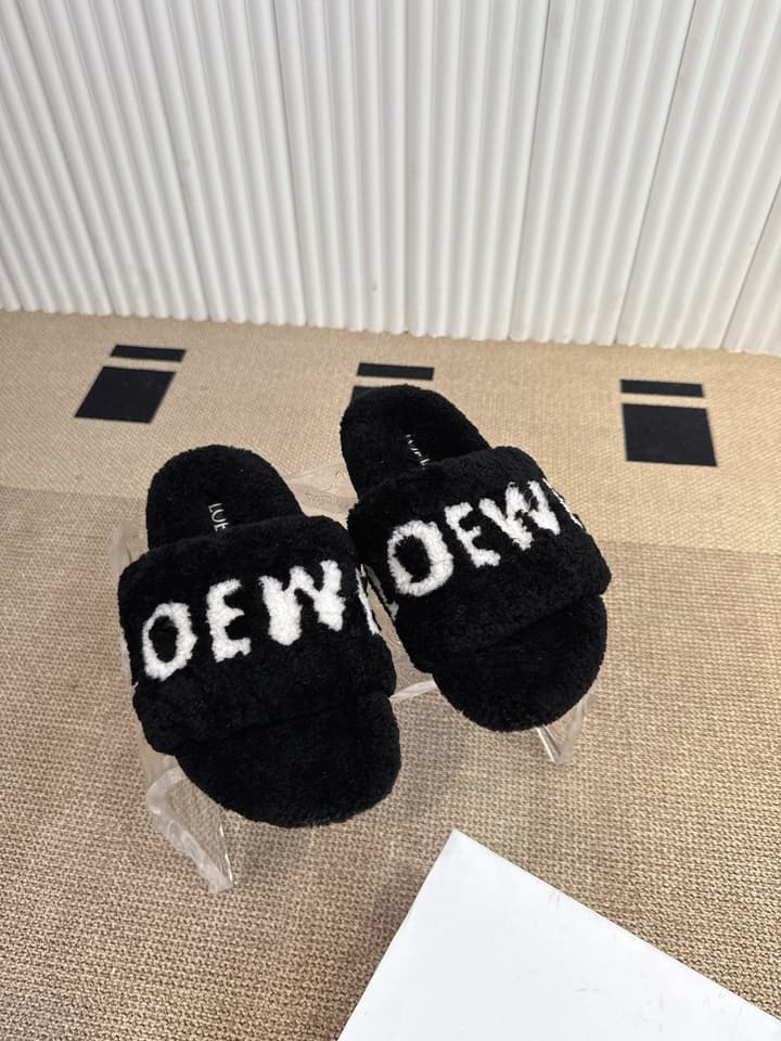 Loewe Classic Autumn/Winter Wool Slippers in Black With White Text