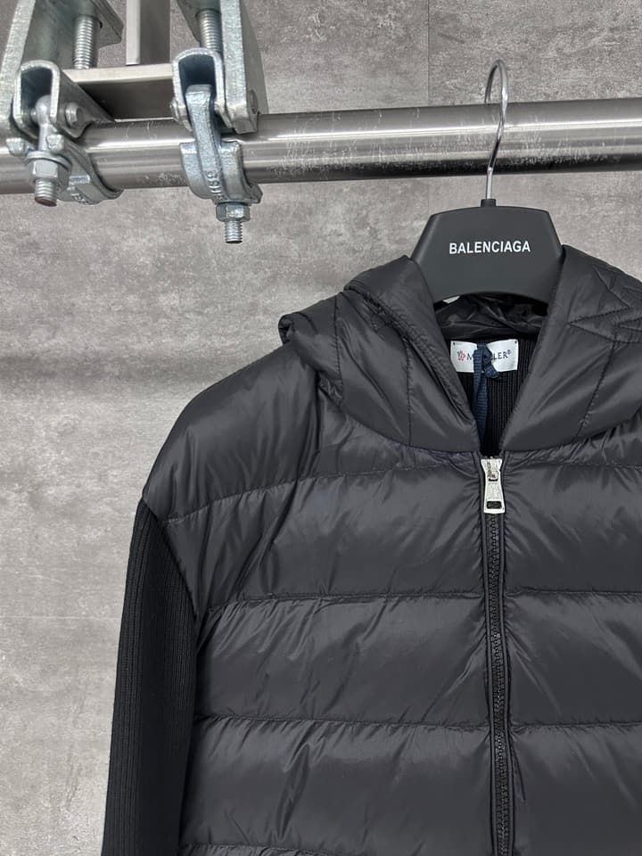 Moncler Hooded Wool Knit Spliced Down Jacket – Early Autumn Collection in Black