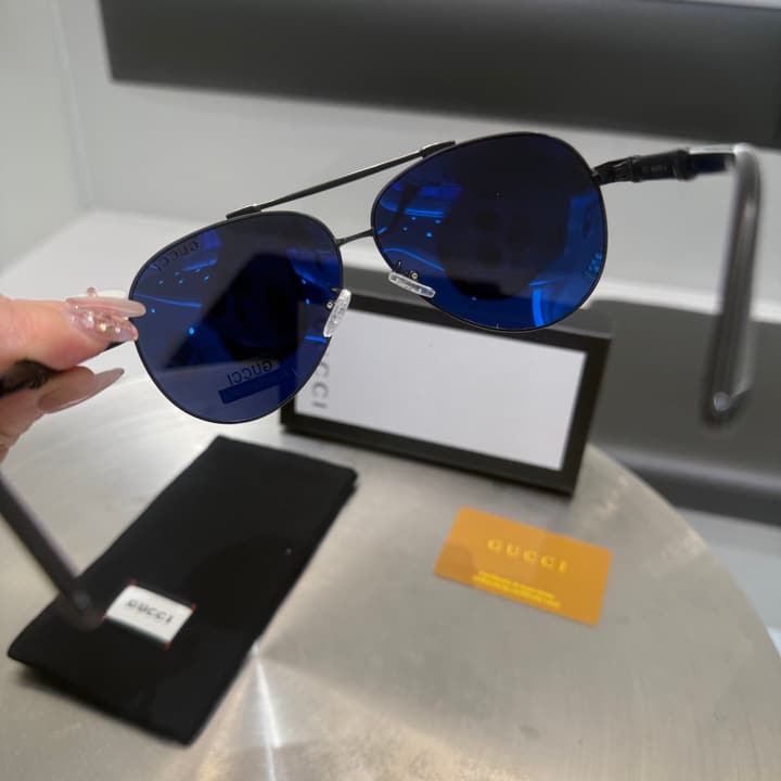 Gucci Aviator Sunglasses – 2025 Collection in Purple
