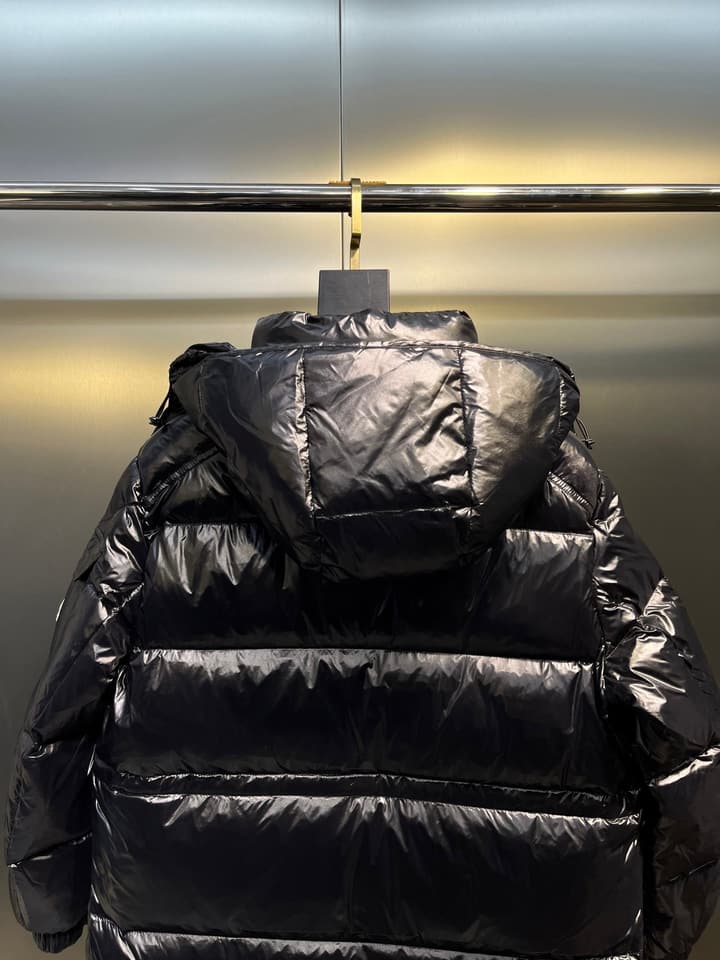 Moncler Cavettaz Long Down Jacket in Black Laqué