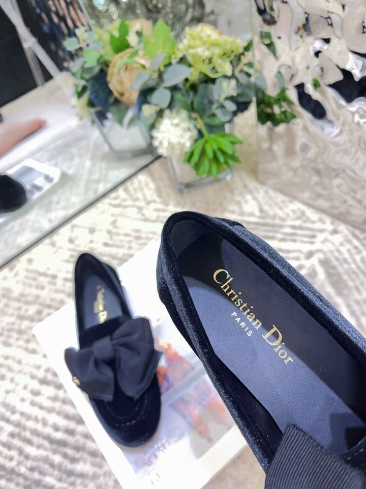 Dior Diorissimo Velvet Loafers – 2025 Autumn Collection