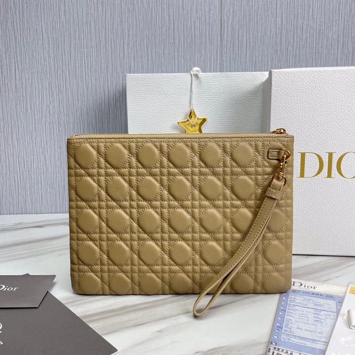 Dior Clutch Bag in Classic Black
