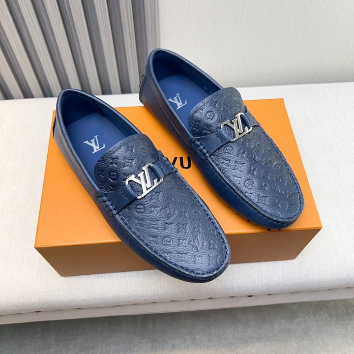 Louis Vuitton Pebbled Leather Driving Shoes in Black Textured Leather