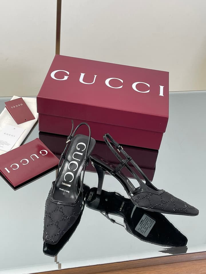 Gucci Cosmogonie GG Crystal Slingback Sandals – 2025 Early Autumn Collection in Black Crystal Gg