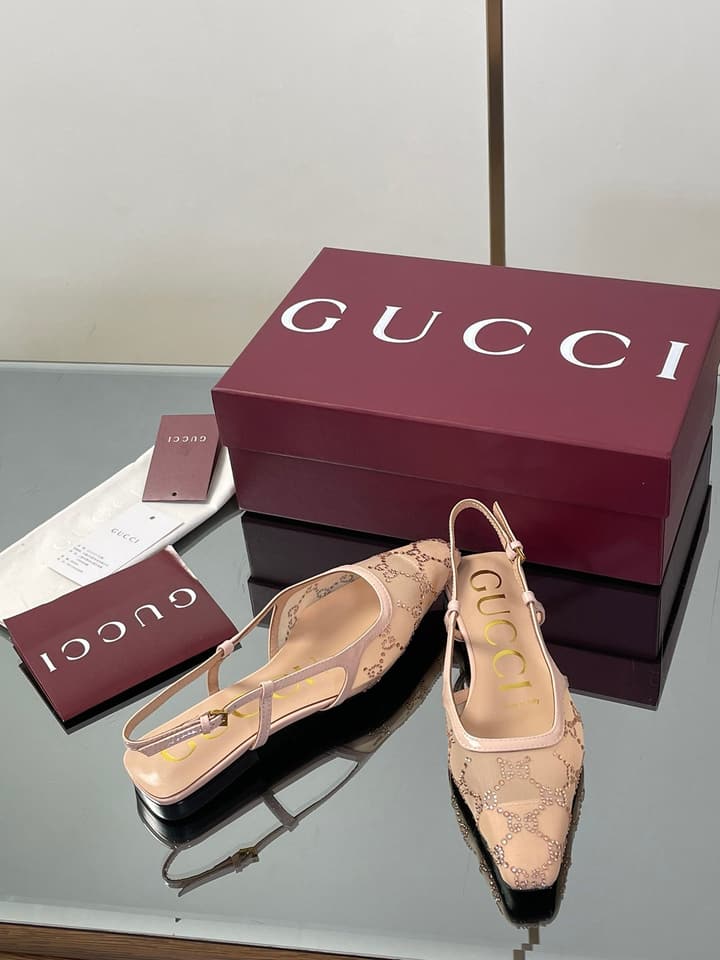 Gucci Cosmogonie GG Crystal Slingback Sandals – 2025 Early Autumn Collection in Black Crystal Gg