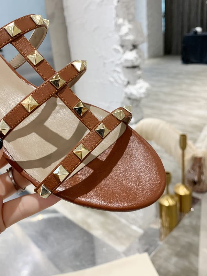 Valentino Studded Sheepskin Flat Sandals in Black