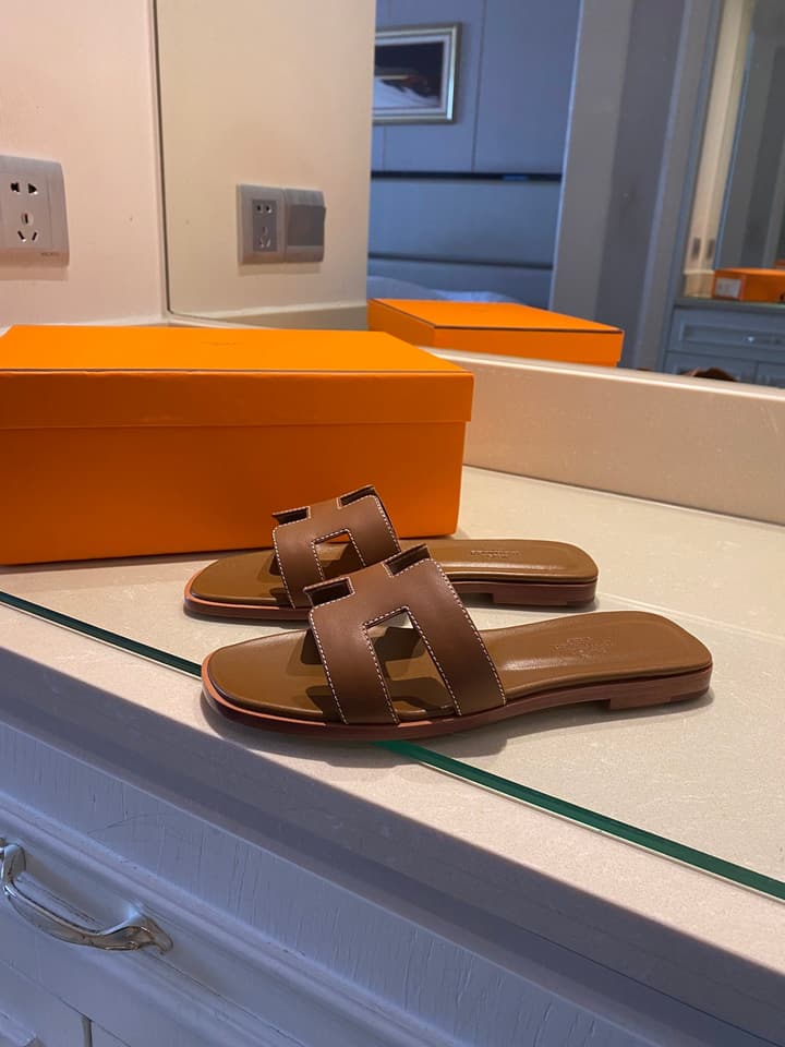 Hermès H Leather Sandals – 2022 Spring Collection
