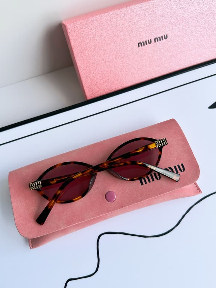 Miu Miu SMU04Z Tortoiseshell Purple/Pink Sunglasses – Autumn/Winter Collection – 2023