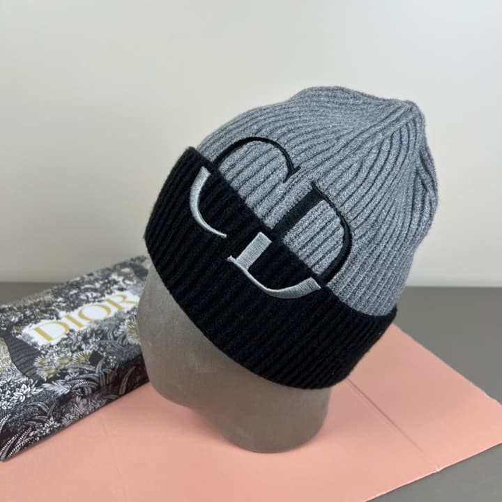 Dior Wool Cashmere Double Layer Beanie in Cream And Dark Brown