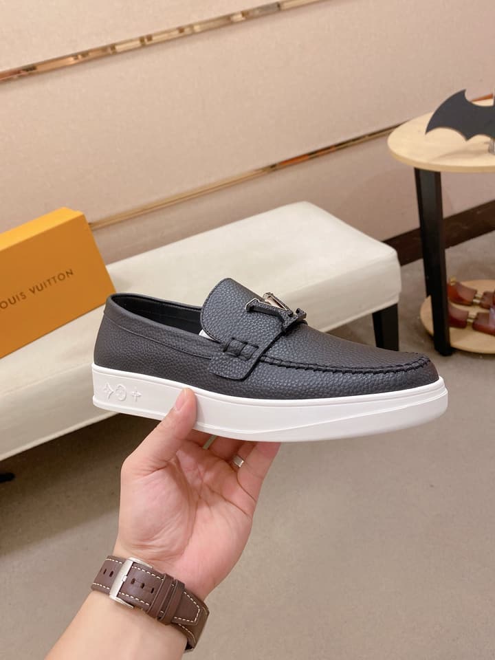 Louis Vuitton New Release Luxury Leather Loafers in Brown Loafer