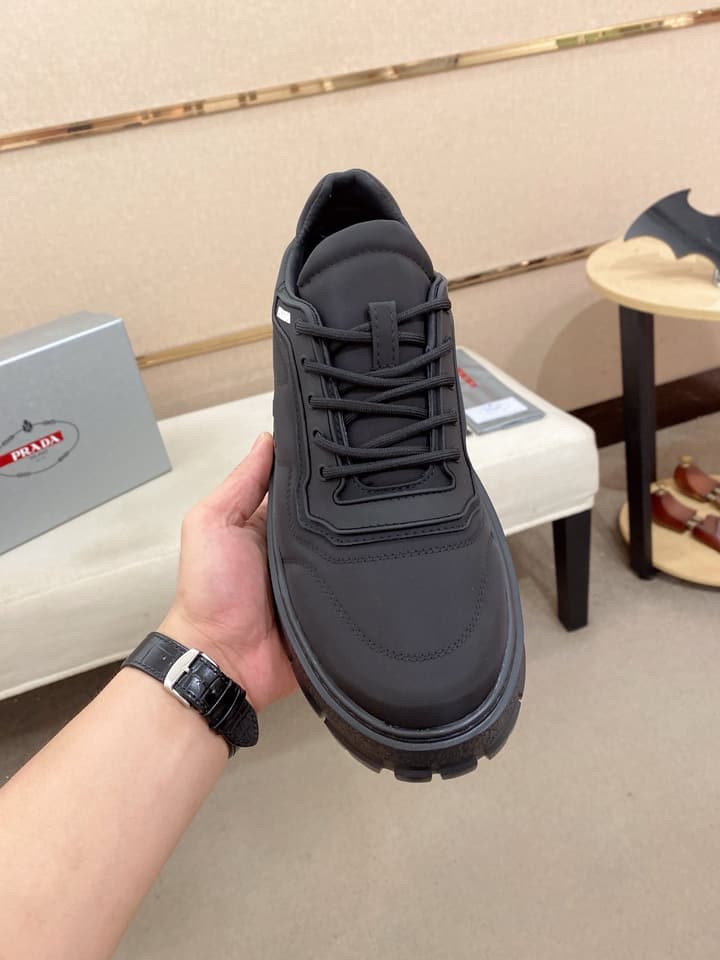 Prada Men's Waterproof Air Cushion Sneakers in Dark Grey