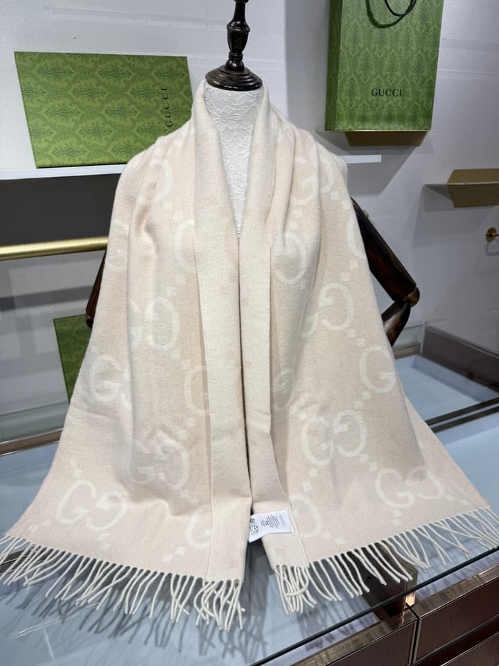 Gucci GG Cashmere Jacquard Scarf – 2025 Collection