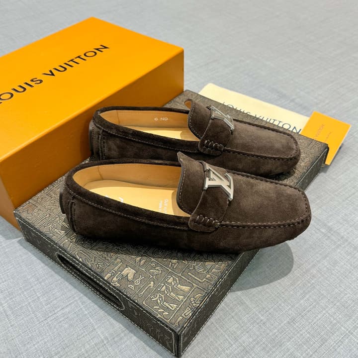 Louis Vuitton Men's Suede Driving Shoes in Black Suede