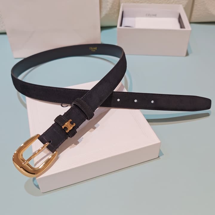 Celine 2.5cm Reversible Cowhide Belt in Classic Black