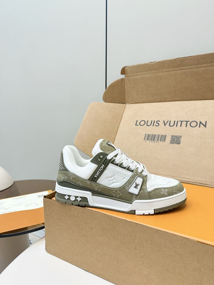 Louis Vuitton LV Trainer Sneakers