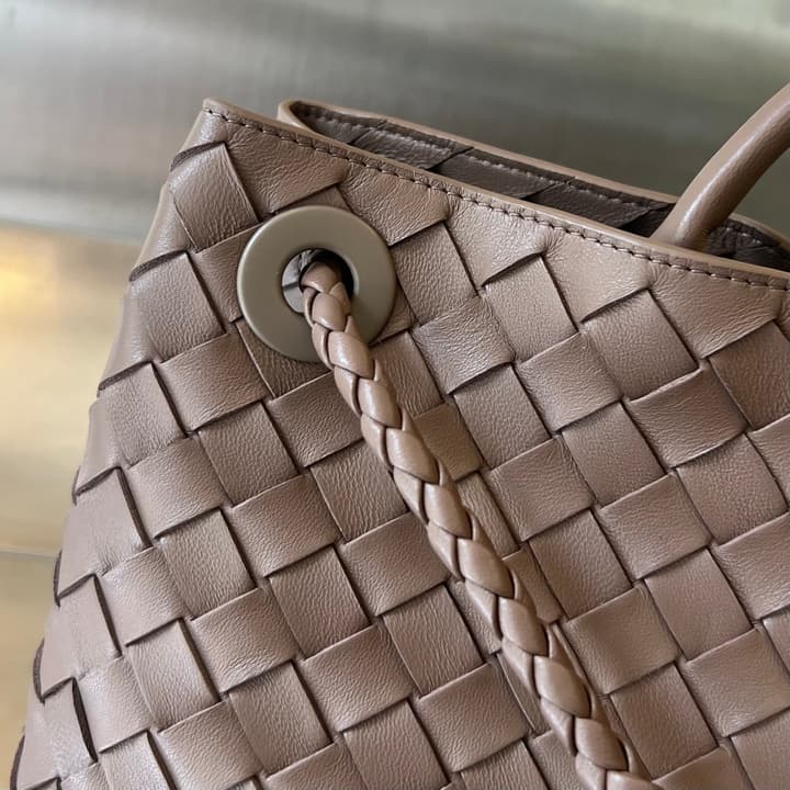 Bottega Veneta Andiamo Handbag in Charcoal Grey
