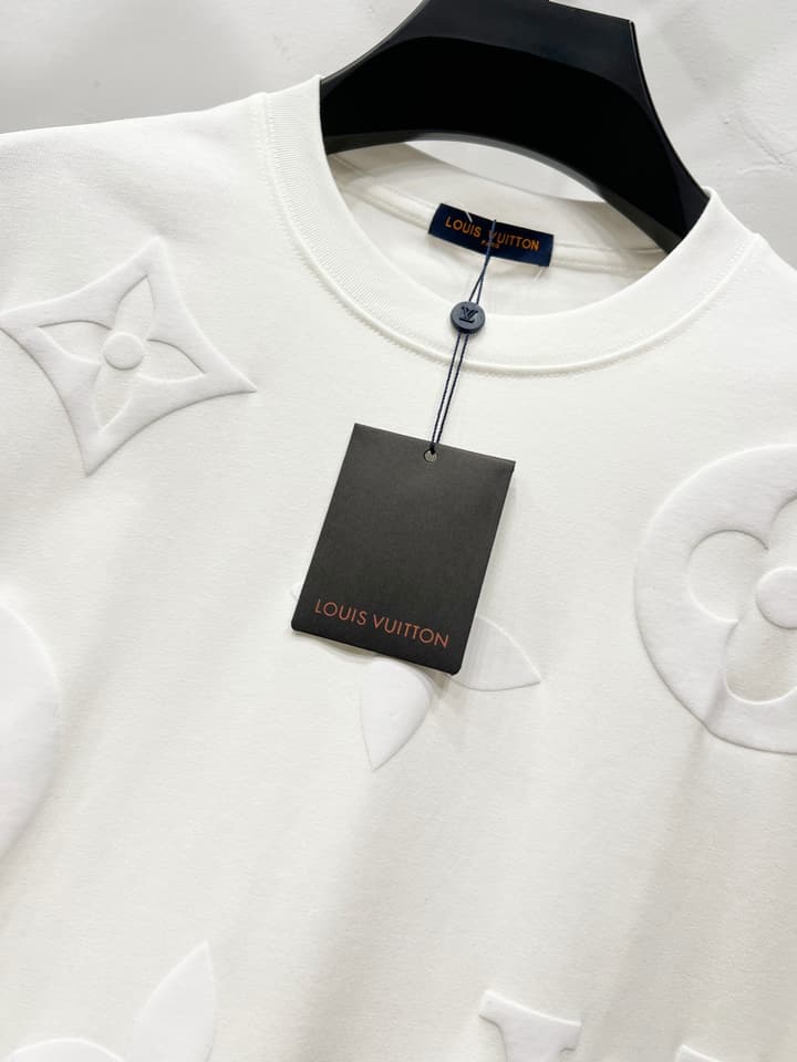 Louis Vuitton Monogram Clover Print Oversized T-Shirt in White